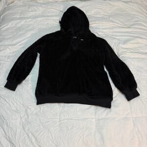 Yanekop Fluffy Black Hoodie